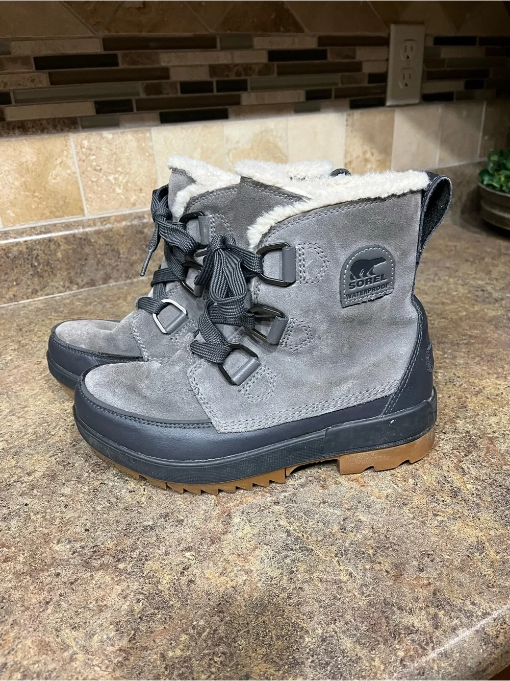 SOREL Tivoli IV Waterproof Boots Quarry Gray Suede Faux Fur US 7.5 Winter
